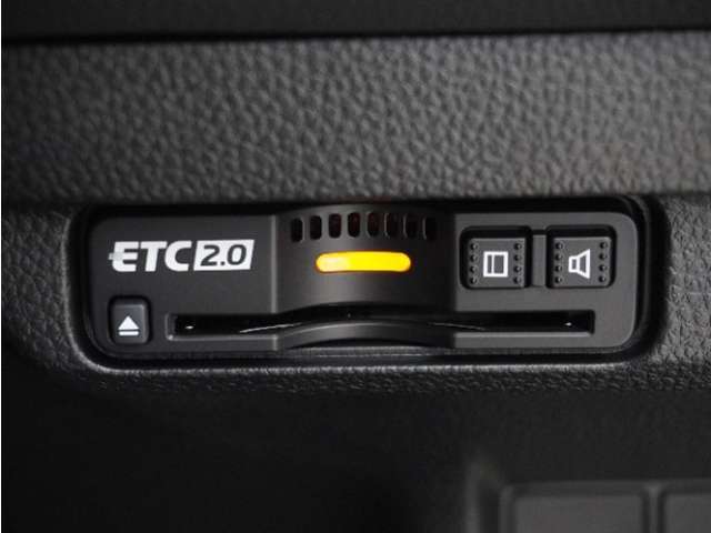【ETC車載器】高速道路のご利用時にとても便利なETC車載器。セットアップ(費用別途)後にお渡ししとなります。