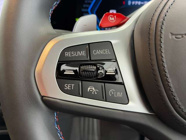 アクティブクルーズコントロールは前車追従式のクルーズコントロールです。渋滞時にも便利です。