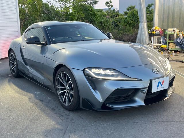 大好評のボディコーティング「弾スプラッシュコート」もご納車までに施工可能。通常のガラスコートと異なる、耐久年数6年の無機質ガラスコーティングが、ボディをキレイな状態に保ってくれます。
