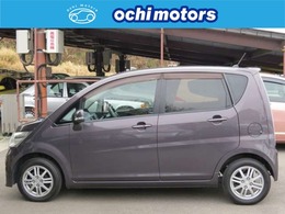 越智モータースは東広島市の緑豊かな地域に位置し、3店舗合計400台以上の在庫があります。車マニアの店主、越智が始めた夢の中古車販売はもう8年目。ぜひ一緒に車選びを楽しみましょう！