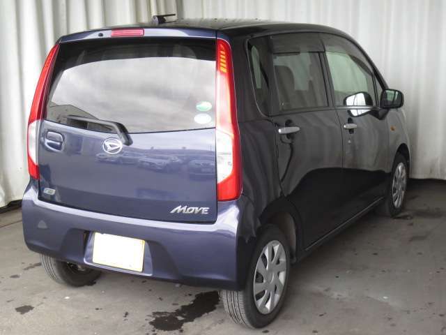 納車前には前オーナーの使用状況を踏まえ、専門のメカニックが徹底した納車前整備（法定点検）を実施致します。