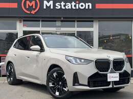 ステアリングヒーター　レザーステアリングホイール　メモリー付パワーシート　シートヒーター・クーラー　黒革シート　タッチパネル機能付12.3インチインフォメーションディスプレイ　Apple Car Play 21インチAW