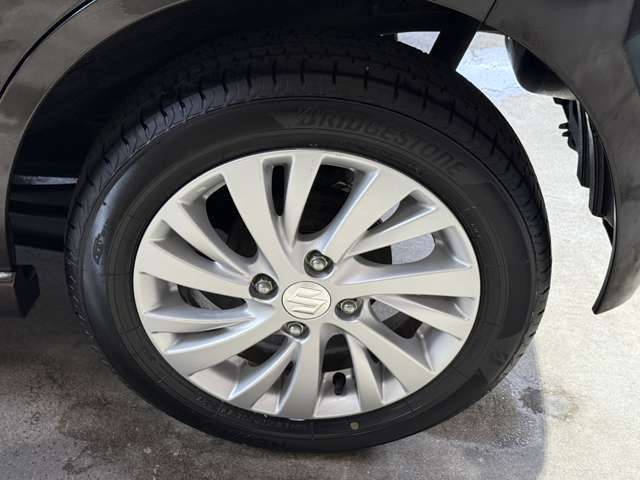 カーローンも大歓迎！各種ローン（頭金0円でも、最長で84回払い）、お取り扱いをしております。審査が厳しい方でも、審査の優しいカーローンも絶賛取り扱い中！事前審査だけでもお気軽に！クレジットカードもOK