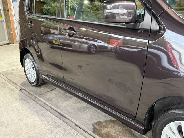 ☆お買い得車H.27年式スズキワゴンRのFZ入庫☆レーダーブレーキサポート/禁煙車/ナビ/ワンセグTV/シートヒーター/ETC/純正アルミホイール/BSタイヤ全国対応/コーティング施工