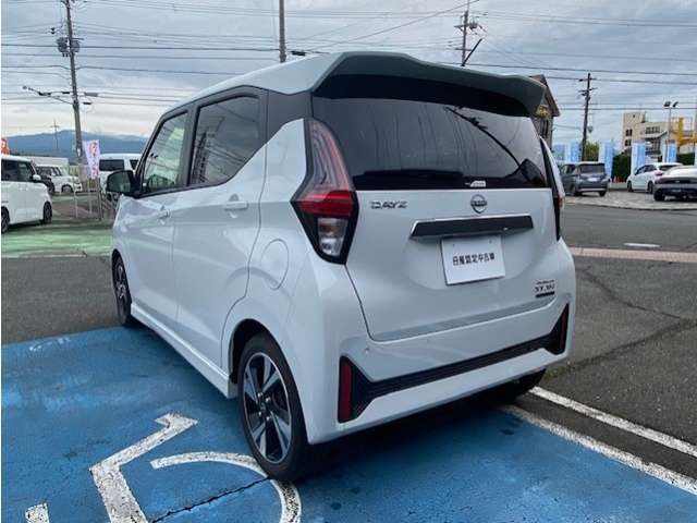 車検整備付きなのですぐ乗れますよ。