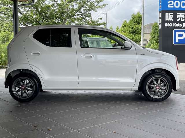 中古車は在庫の入れ替わりも早いので、気になるお車があれば、059-373-6333までお早目にお電話お問い合わせお待ちしております！