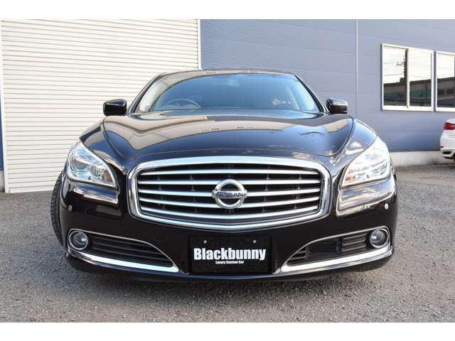 日産 シーマハイブリッド 3.5 VIP 2012年 9.8万キロ (東京都 日産 シーマハイブリッド 3.5 VIP 2012年 9.8万キロ (東京都