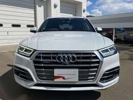 Audi最新モデルはもちろん、認定中古車も展示中。試乗車も豊富にご用意して皆様のご来場をスタッフ一同お待ち申し上げております。