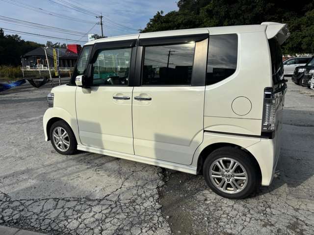 ■パーツ各種取扱ご相談ください。注文車両もご来店いただければ、ご希望のお車、納得のいく一台をお探しできると思います。