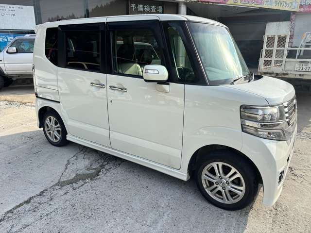 ■ビップセダン・ミニバン・コンパクトカーから軽自動車まで、あらゆるお客様のニーズに対応！　格安良質車を中心に展示しております。