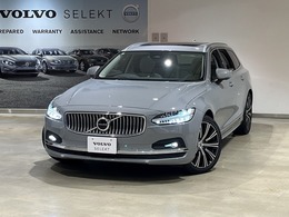ボルボV90 B5アルティメット　2.0L　4気筒直噴ガソリンターボエンジン　マイルドハイブリッド搭載