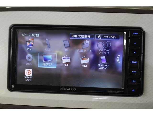 社外ナビゲーション！CD　DVD再生　フルセグTV　ブルートゥース対応です！