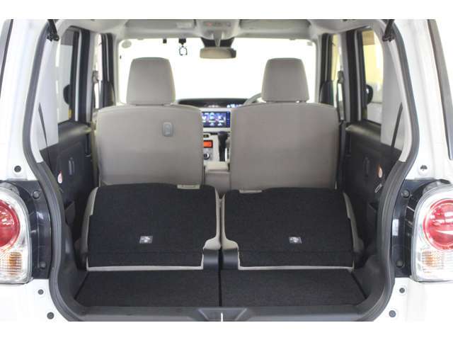 弊社は全国販売に対応しております。気になる箇所や遠方の方での陸送費用など、ご質問ございましたら、カーショップエリート東広島店【082-428-2727】までお気軽にお問合せ下さいませ。