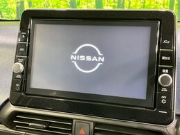 【純正9型ナビ】人気の純正ナビを装備。オーディオ機能も充実しており、Bluetooth接続すればお持ちのスマホやMP3プレイヤーの音楽を再生可能！毎日の運転がさらに楽しくなります！！