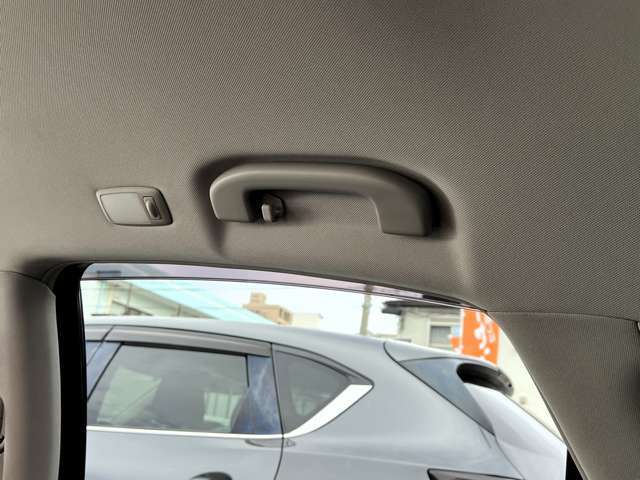 アシストグリップ！コートハンガー！