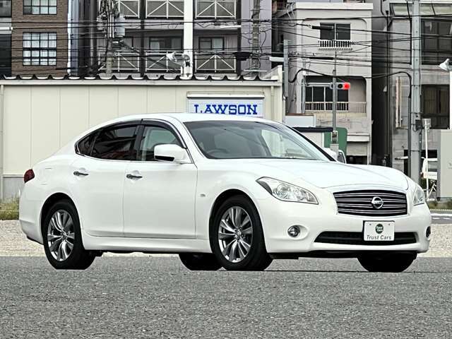 2代目・Y51型！上級グレード「370GT」！！