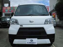 三井住友海上火災保険の自動車保険も御用意しております。まずは、御見積だけでもスタッフにお気軽に御申し付けください。万が一の故障・事故でも御安心下さい当社所有の積載車が待機しております。