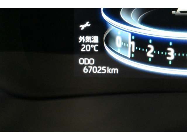 走行距離：67，025km（撮影時）　ご来店時や納車時には展示の移動や整備などで、若干 距離が進んでいる場合がございます。