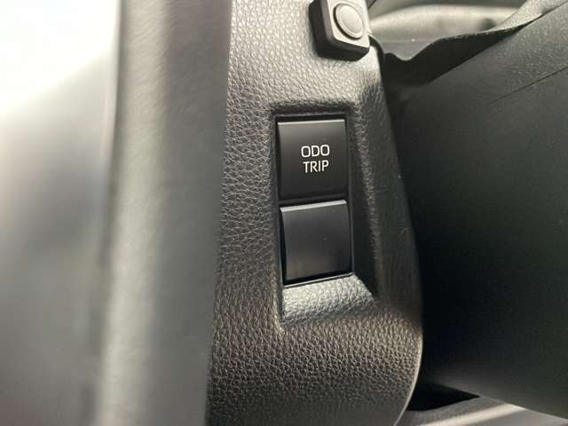 【運転席操作部】快適なドライブを楽しむための機能が装備されています！運転席から触れるので、使いやすいです！除菌プランいれていただくと、さらに清潔で安心していただけます！