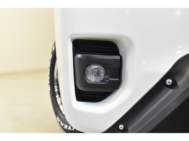 ■LEDフロントフォグランプ★即納台数多数取り揃え！気に入っていただけるお車ご提案します☆ご来店お待ちしております。シーアールエス大阪06-6852-9000