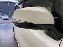 【ドアミラー】大きくて見やすいので、後方を見るときも安心です！