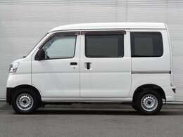 【初めてご購入の方】当社ホームページ「クローバーランドカーズ」で検索！☆簡単審査！全車両ローン仮審査機能付き　☆ご来店予約　☆新着車両　☆ご購入の流れ　など情報満載です。LINEでのお問合せもOK