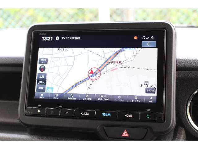 ナビはホンダ純正VXM-245ZFEi　フルセグTVの視聴やBluetoothオーディオも接続可能。
