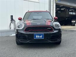 当社は欧州・欧米9メーカーを取り扱う、正規輸入車ディーラーです。