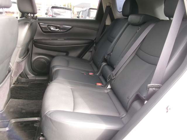 【最長3年ワイド保証プレミアム】　1年間の保証ではご安心できない方のために最長3年間のワイド保証プレミアムをご用意しております。