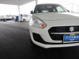 ハロゲンヘッドライト装着車両です。