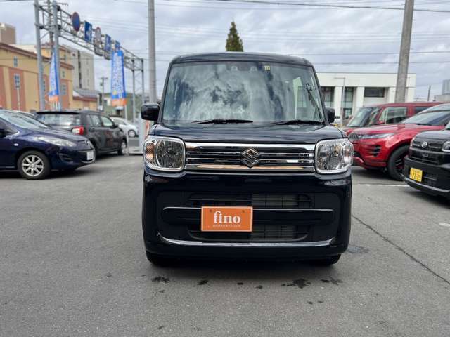 ふぃのの在庫を見ていただきありがとうございます。総在庫700台以上　届出済未使用車専門店でございます。ぜひ一度　0120‐153‐440までお問合せください