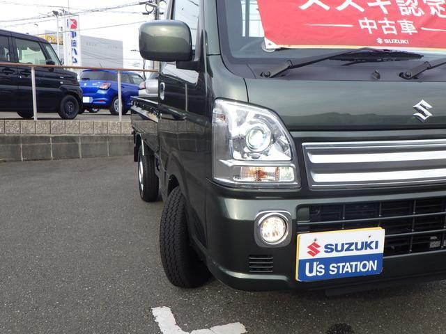 明るく省電力なLEDヘッドランプにオートライトも標準装備です。