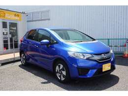 こだわりの修復歴なし車メインの厳選仕入れ・内装クリーニングに関しても力を入れております。禁煙車率常時9割以上達成しております。