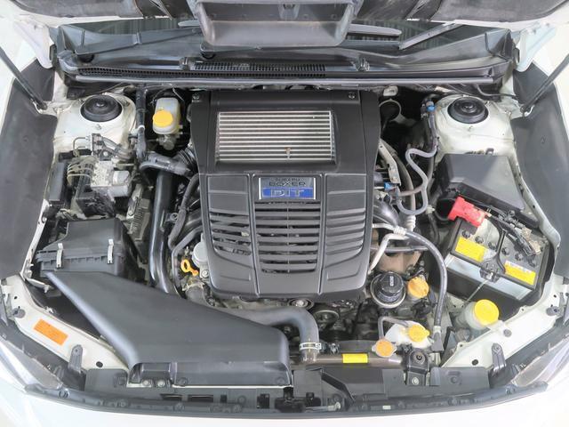 エンジンルームもキレイです！！中古車選びの際にはしっかりチェックしたいポイントの一つですネ♪♪