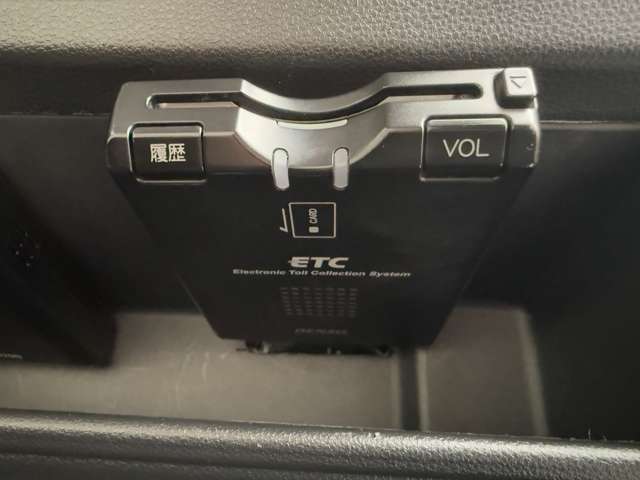 【ETC】最近では必須となっているETC。高速道路使用時スムーズにETCレーンを通り抜けることが可能ですよ♪＊ETCマイレージ登録も強くおすすめ致します。
