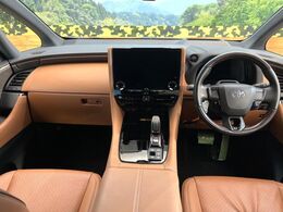 グループ総在庫数約30，000台！！全国の系列店からメーカー・車種問わずご紹介出来るので、あなたにピッタリのお車が見つかるはずです♪まずはお問い合わせ下さい☆