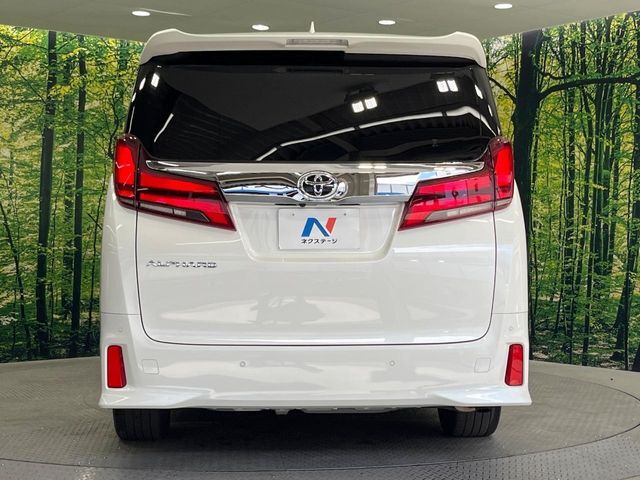 安心の最長10年・走行無制限保証（有償）をご用意。保証内容も充実はもちろん、無料点検＆オイル交換や、年中無休の全国・24時間ロードサービスも付帯されておりますのでご安心下さい。