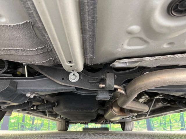 下回りがきれいなうちに、防錆加工の施工がオススメ。降雪地域はもちろん、沿岸部にお住いの方や、趣味でマリン・ウィンタースポーツをされる方にご好評いただいております。