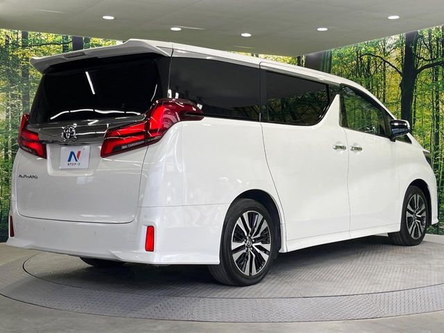 ☆全国のネクステージからお取り寄せが可能※！遠方の店舗に展示してあるクルマが気になる場合も、最寄りの店舗でご覧いただくことが可能です！是非私たちに要望をお聞かせください！※別途費用