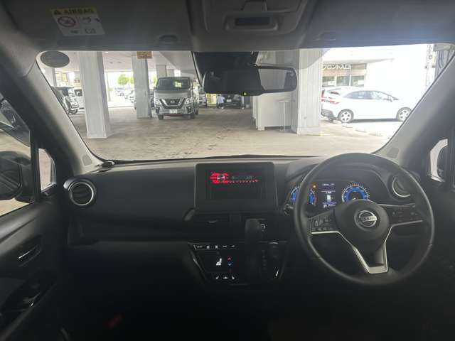 運転席からの視界もとても良好です！