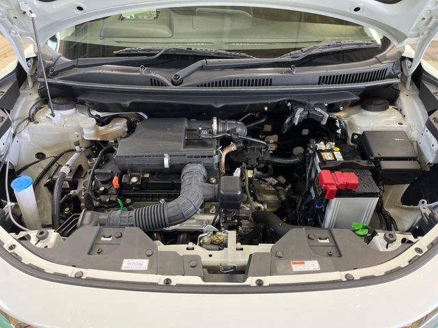 親切・丁寧な専門メカニックスタッフが応対！・車検・点検整備・事故等の修理などアフターサービスも安心。お車のカスタマイズもネクステージのサービススタッフまでご相談ください！