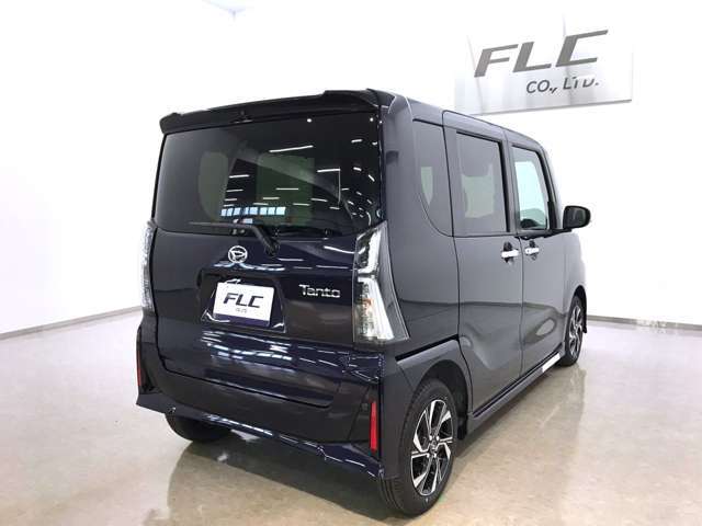 令和5年10月登録 タント カスタムX の届出済未使用車をご案内いたします。