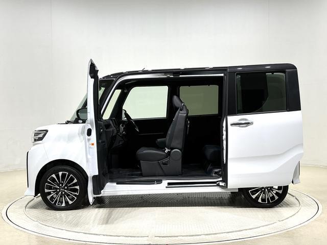 ☆ミラクルオープンドア☆　驚くほど大開口！しかも両側スライドドア！乗り降りがしやすい、大きなも荷物の積み込めもラクラク♪ピラー内臓スライドドアで運転席側と同等の強度・剛性を確保しました。