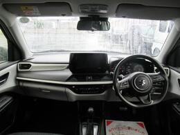 当社の中古車は全社整備付価格です。別途、整備料金をいただくことはございませんのでご安心ください。全社オイル、オイルフィルターの交換はもちろんのこと、必要だと判断した消耗品は交換させていただきます