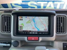 7インチナビを装着！はじめての場所などへのドライブ時もナビがあるので安心！