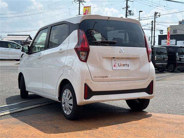 ■□■□■ 万が一のキズヘコミも迅速に対応いたします！！ 自社鈑金工場を持っているので、自社で修理いたします！！ 仲介料がかからないので安いんです！！ ■□■□■