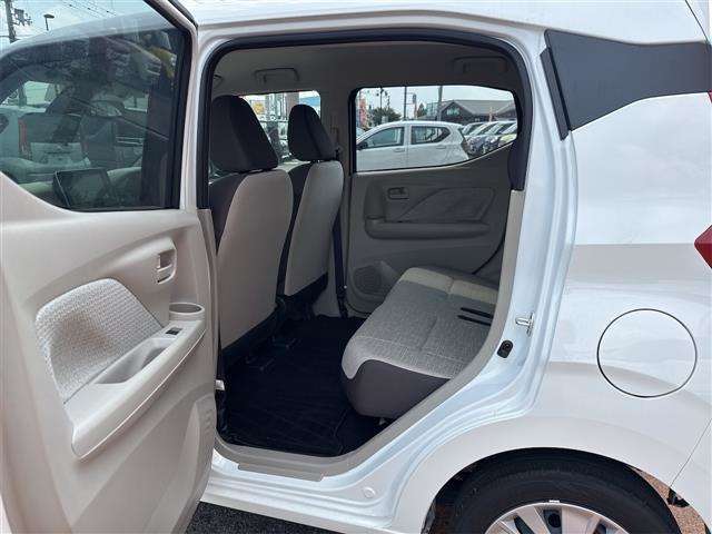 ■□■□■ リバティは軽自動車からミニバンSUVまで全車種を取り扱う、まさに自動車の大型ショッピングセンターです！！ ■□■□■