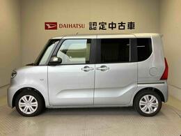 側面からの写真です。ご希望のお車が見当たらない場合は、弊社スタッフがしっかりとお客様のご要望に合ったお車をお探し致します。