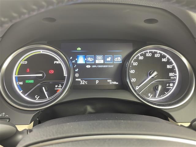 【スピードメーター】メーターがシンプルで見やすく運転しやすいですね！