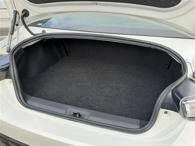 ■　最後部　■　最長5年間走行距離無制限！保証対象237項目ワイド保証サービスもご用意しております。　万が一の機械トラブルに備えたいお客様におすすめのオプションです。